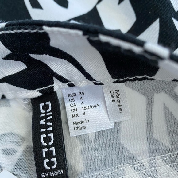 Women’s H&M printed jeans - Picture 5 of 11